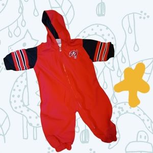 NFL Bbaby Onesie. NWOT. 6-9M